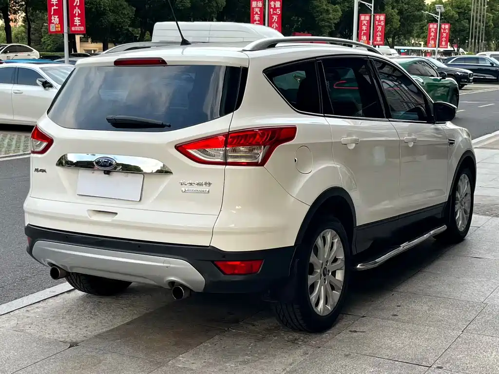 Kuga 1.5 L GTDi 2 WD Style