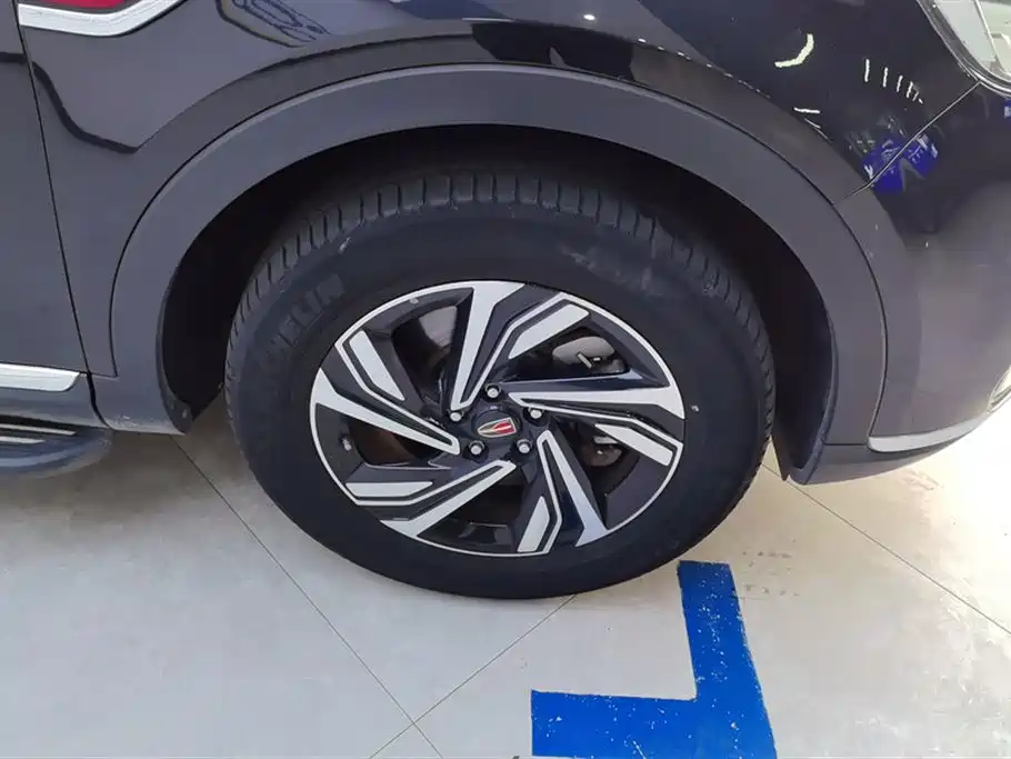 Hongqi HS5 Facelift 2.0 T Connected Flagship Enjoyment