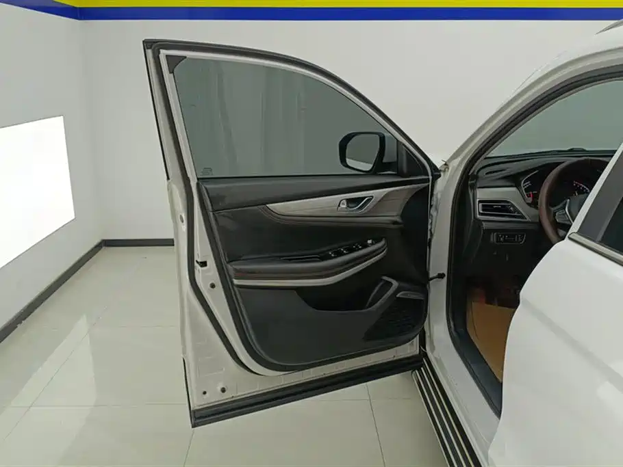 Changan CS75 280 T DCT Luxury CN-VI