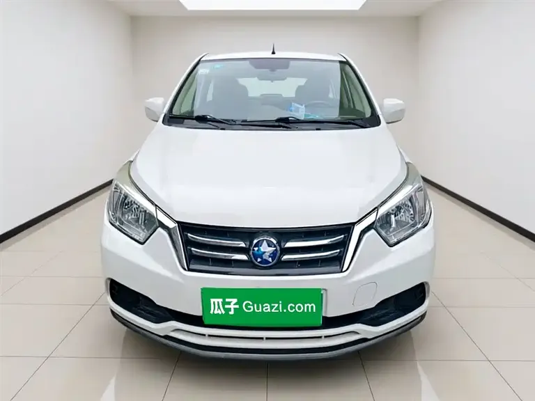 Venucia R50 1.6 L Manual Fashion