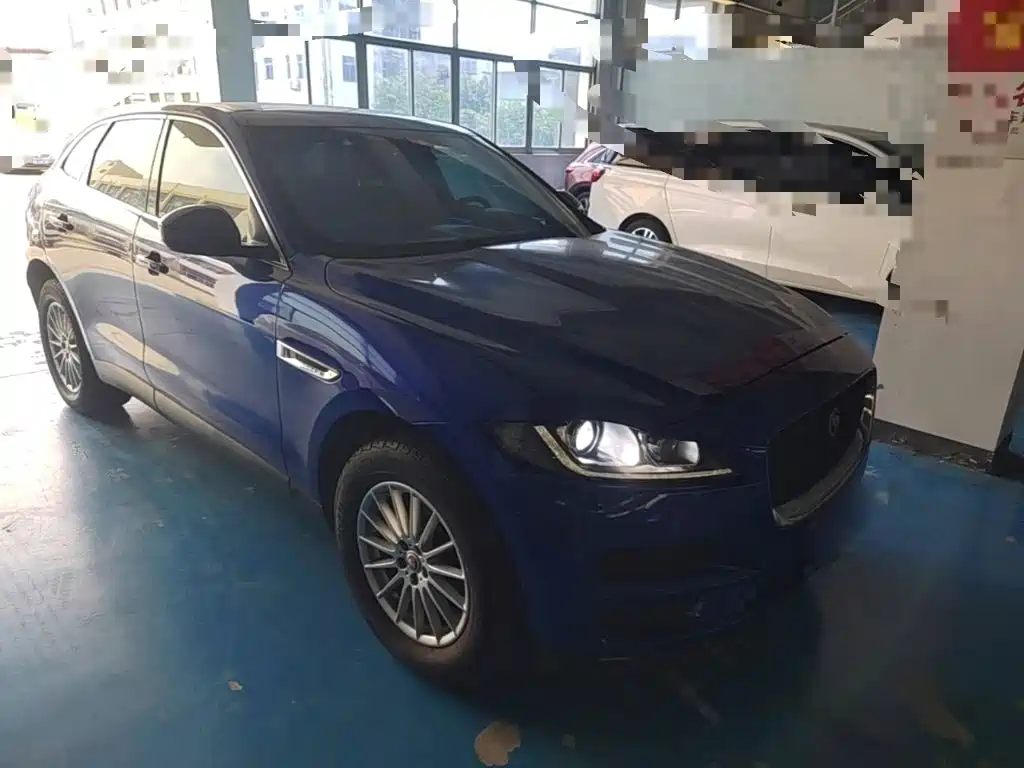 Jaguar F-PACE 2.0 T 4 WD R-Sport Sport