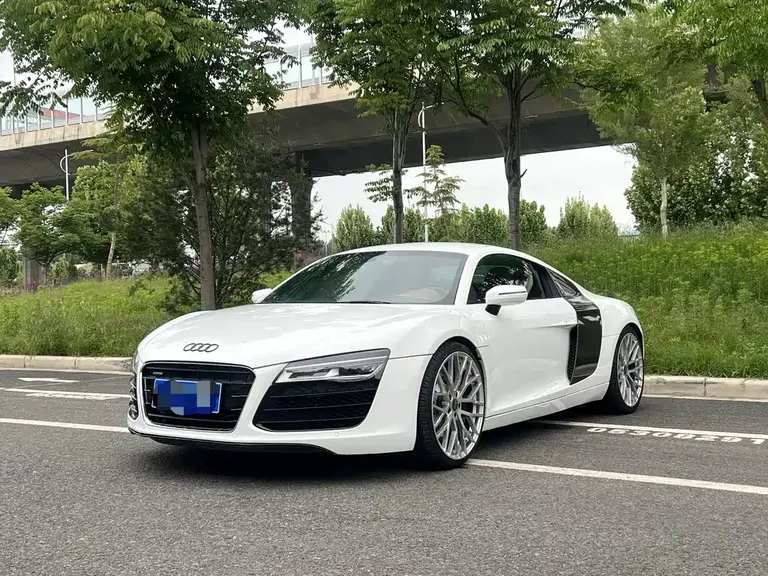 Audi R8 4.2 FSI quattro
