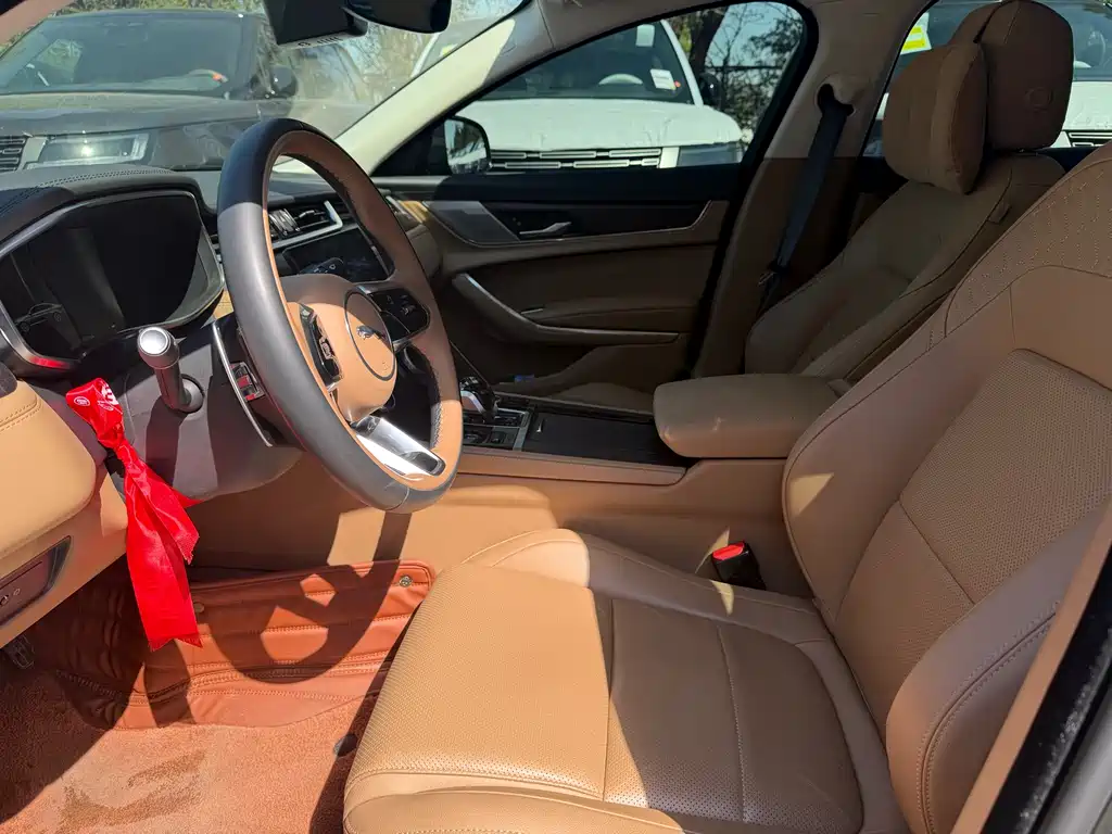 Jaguar XFL 2.0 T P250 2 WD Premium Luxury