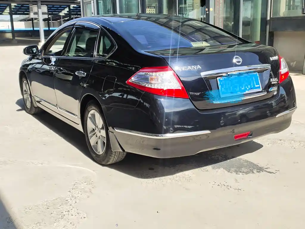 Teana 2.0 L XL Comfort