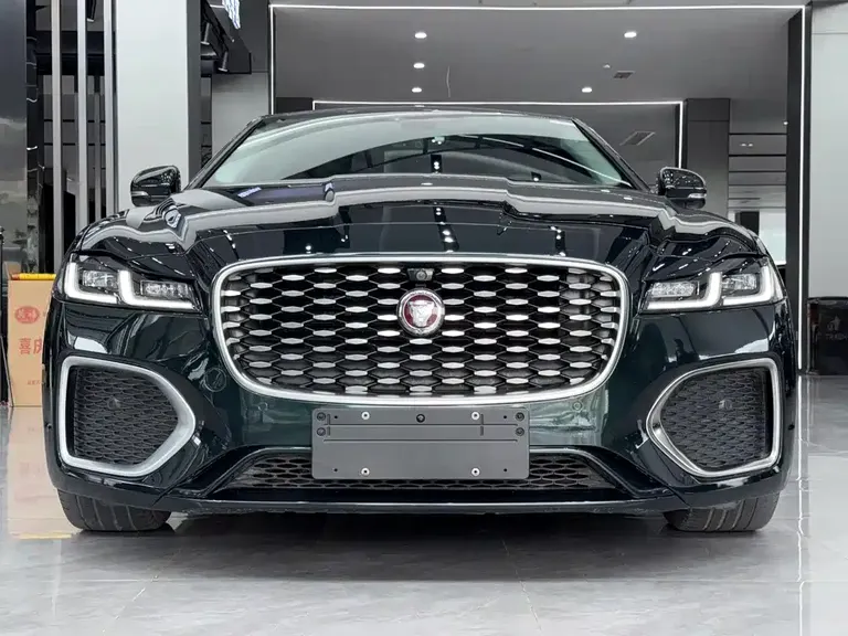 Jaguar XFL XFL 2.0 T P250 2 WD Premium Luxury