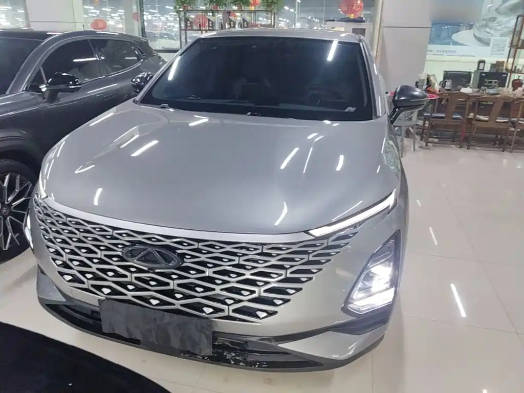 Omoda 欧萌达 2022款 1.6 TGDI DCT高维版