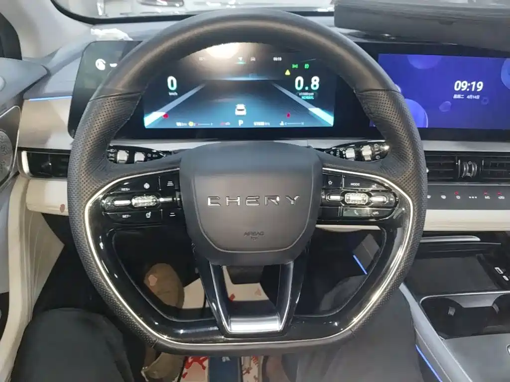 Omoda 欧萌达 2022款 1.6 TGDI DCT高维版