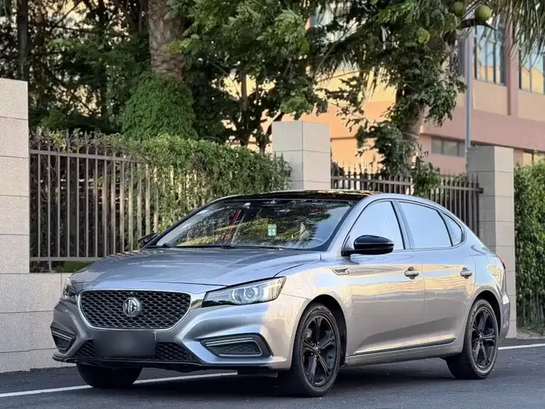 MG6 20 T Auto Luxury Connected CN-V