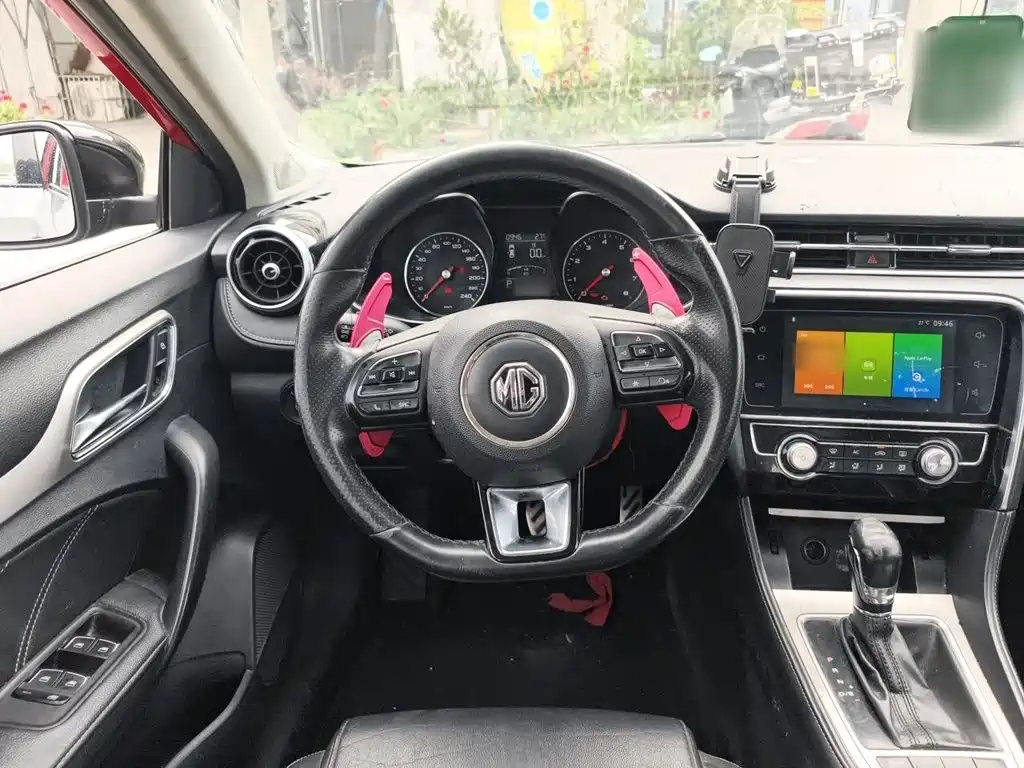 MG6 20 T Auto Luxury Connected CN-V