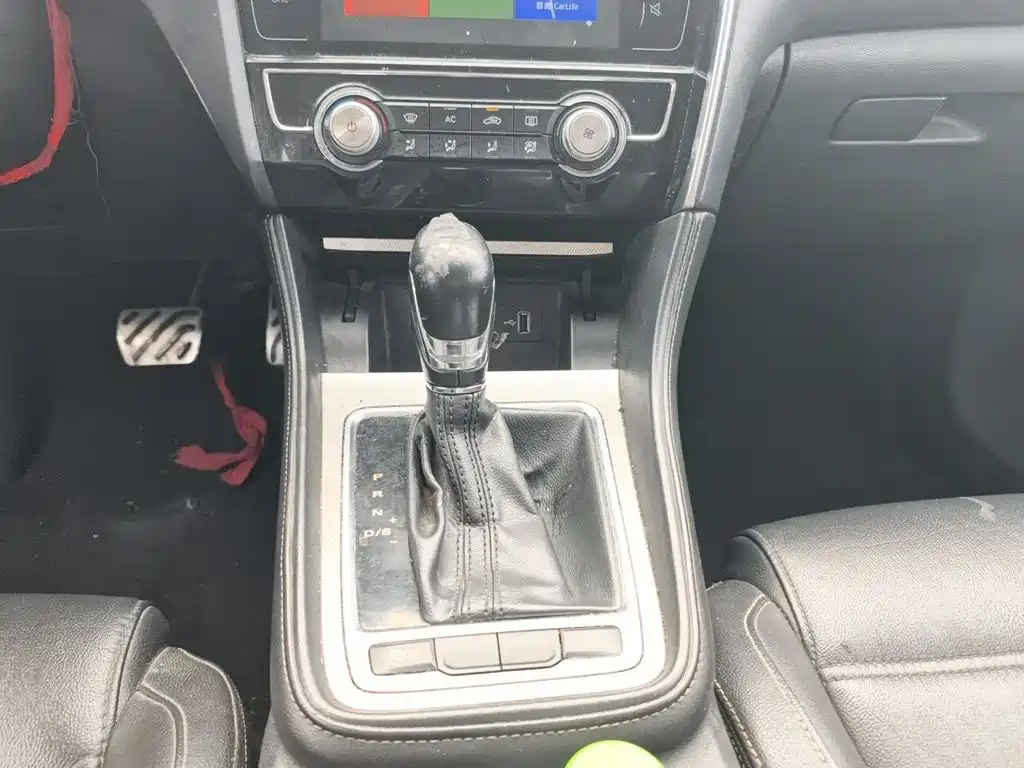 MG6 20 T Auto Luxury Connected CN-V