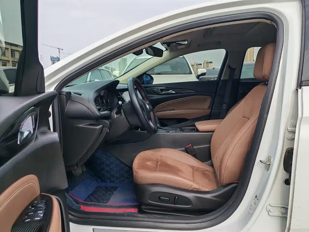 Regal 20 T Luxury CN-V