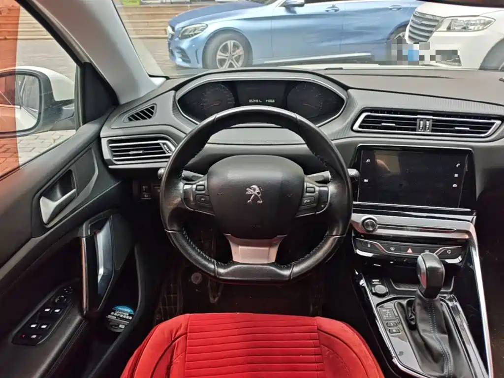 Peugeot 308 1.6 L Auto Luxury
