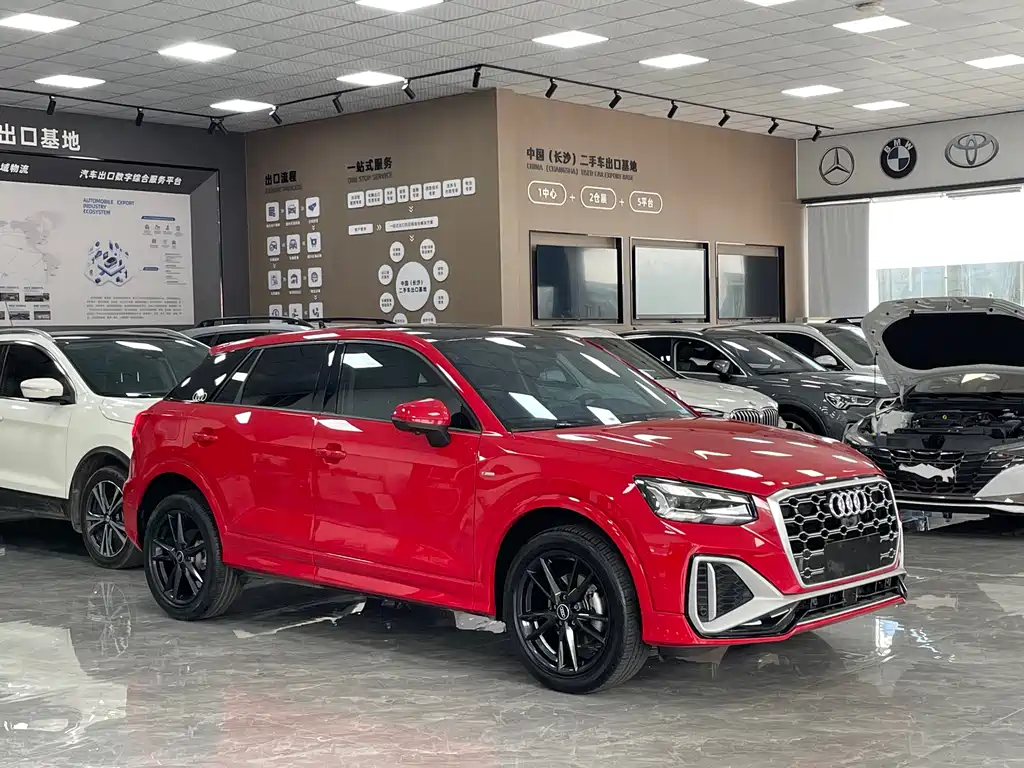 Audi Q2 L 35 TFSI Progressive Dynamic