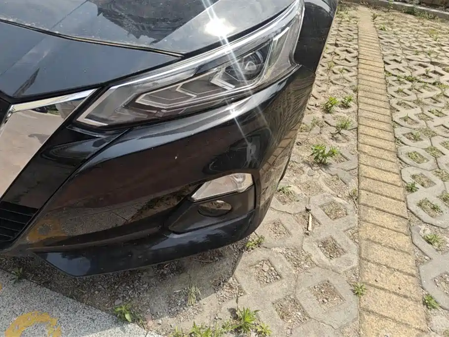 Teana 2.0 L XL Upper Smart Travel