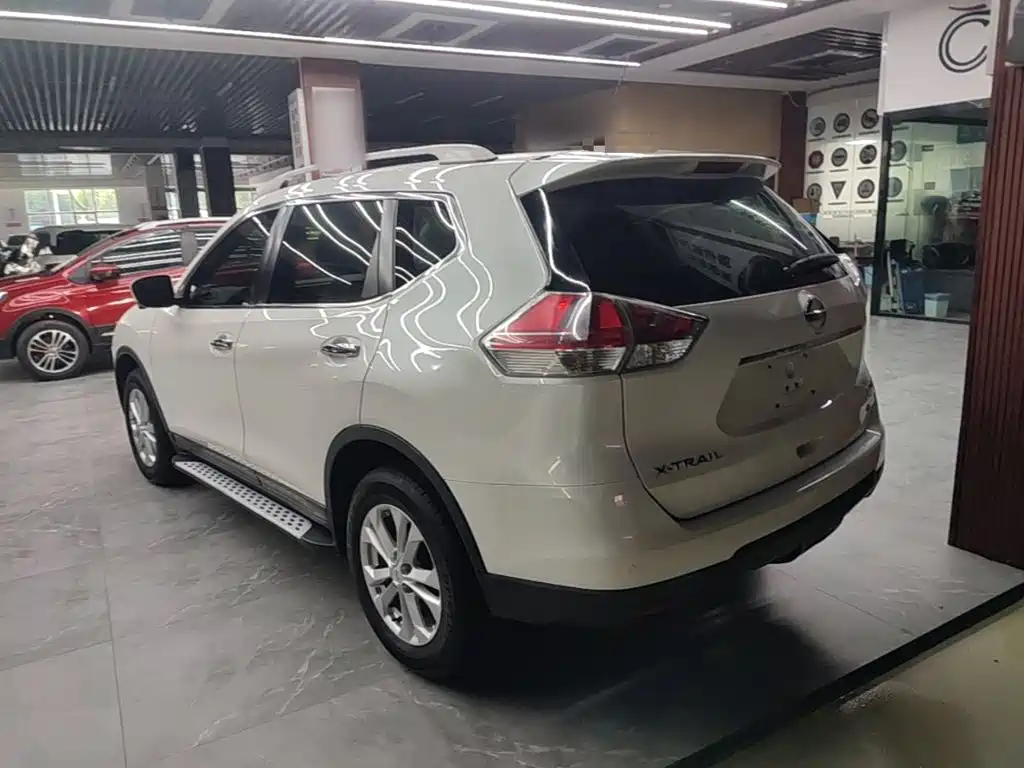 X-Trail 2.0 L CVT Comfort MAX 2 WD