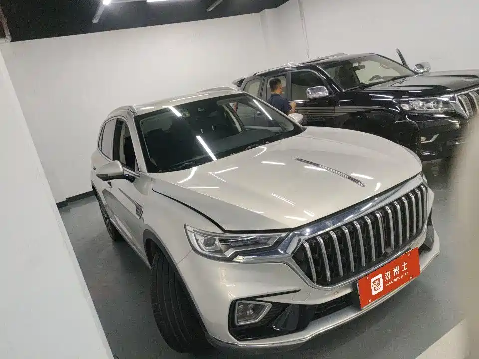 Hongqi HS5 Facelift 2.0 T Connected Flagship Enjoyment 4 WD