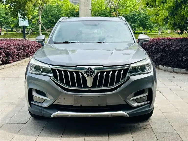 Brilliance V6 1.5 T Auto Distinguished