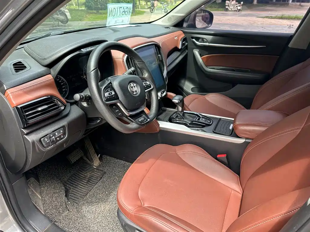 Brilliance V6 1.5 T Auto Distinguished