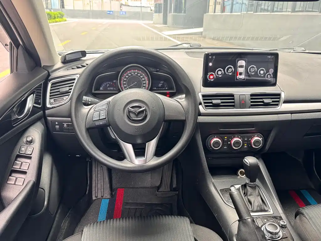 Mazda 3 Axela Sedan 1.5 L Auto Comfort