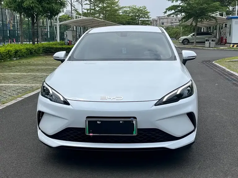 BYD Seal 05 DM-i DM-i Smart Drive 55 KM Luxury