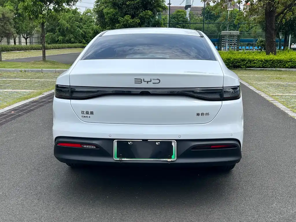 Seal 05 DM-i DM-i Smart Drive 55 KM Luxury