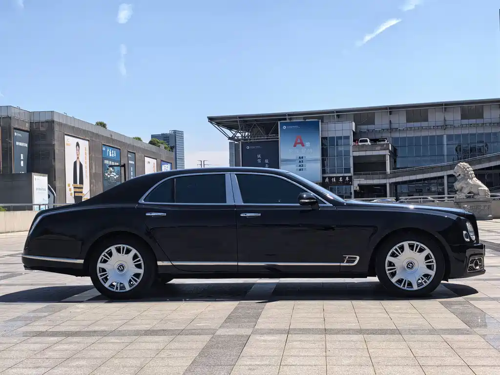 Mulsanne 慕尚 2016款 6.8 T 标准版