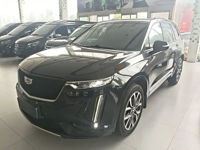 Cadillac XT6 2.0 T 6-seat 4 WD Distinguished