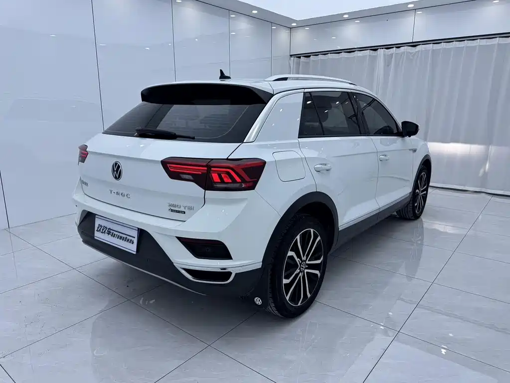 T-ROC 280 TSI DSG 4 WD Luxury Connected
