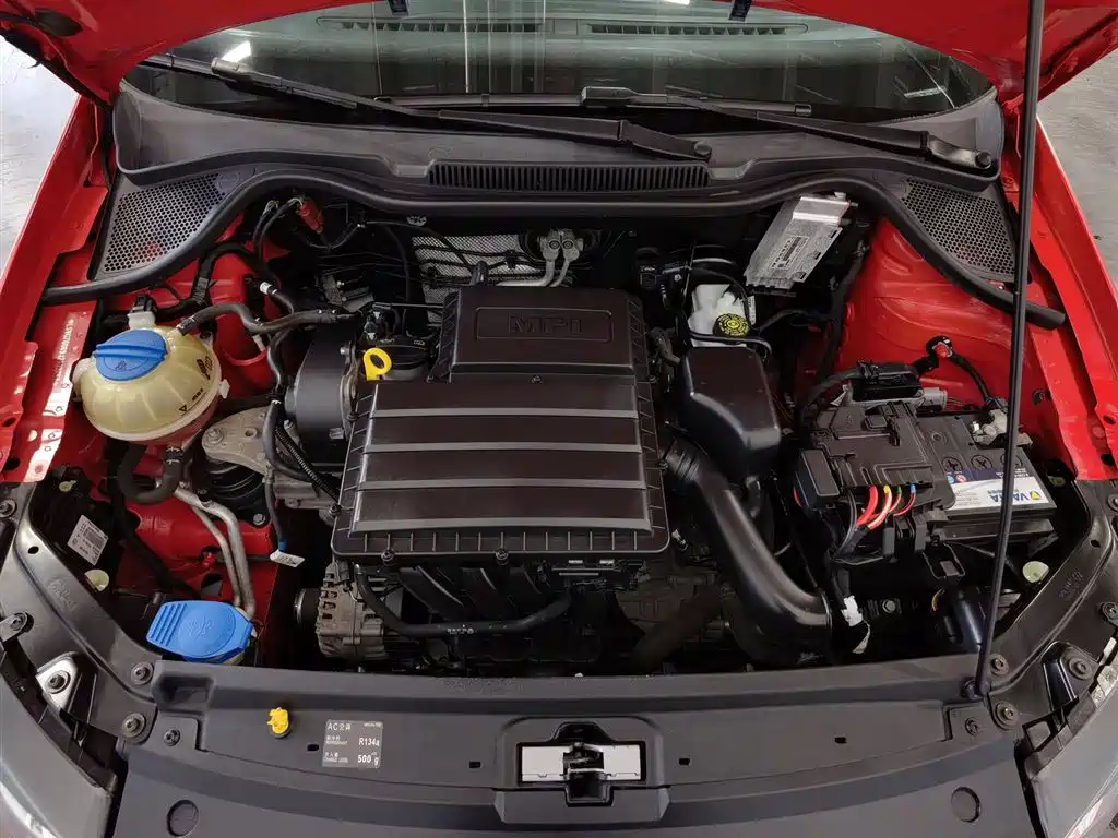 Polo 1.5 L Auto Luxury