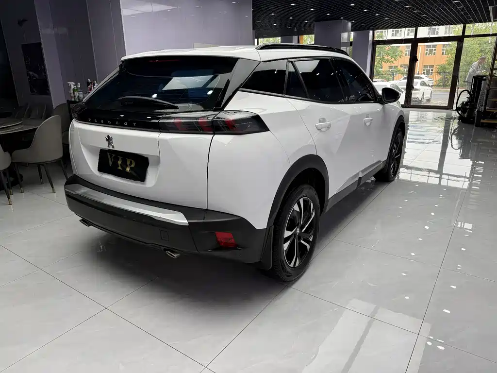 Peugeot 2008 2022 230 THP THE ONE