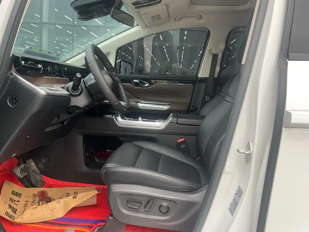 Trumpchi E8 NEV 传祺E8 PHEV 2024款 150 km MAX+