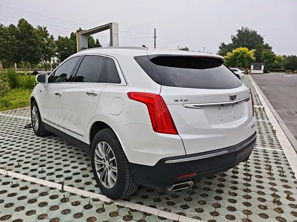 Cadillac XT5 25 T Luxury