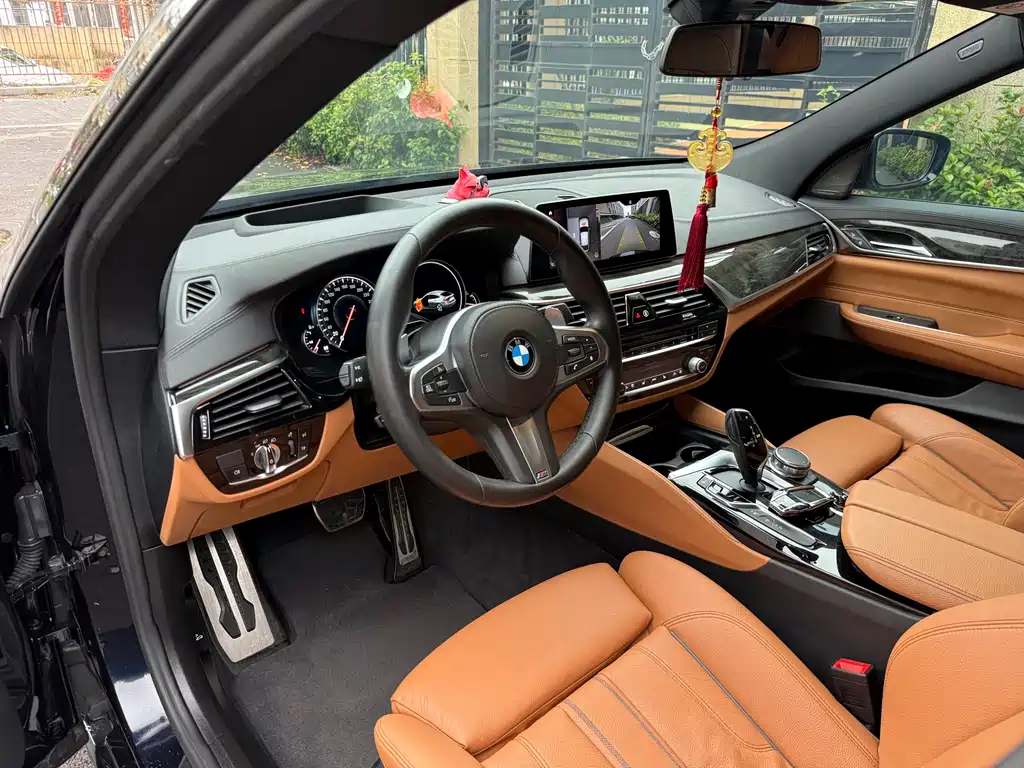 BMW 6 Series GT 630 i M Sport Package