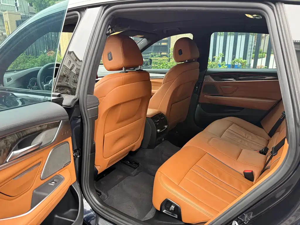 BMW 6 Series GT 630 i M Sport Package