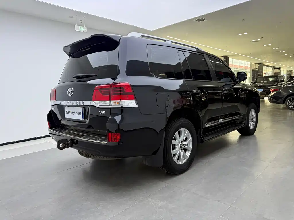 Land Cruiser (Import) 4.0 L Auto