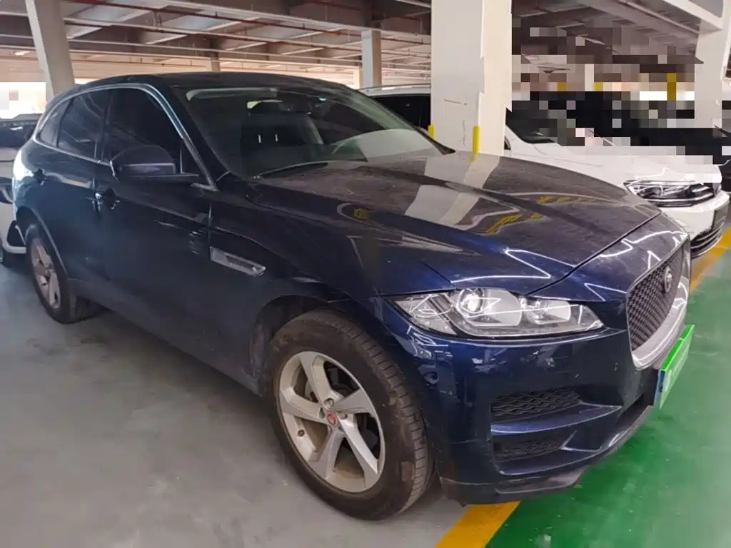 Jaguar F-PACE 2.0 T Urban Premium