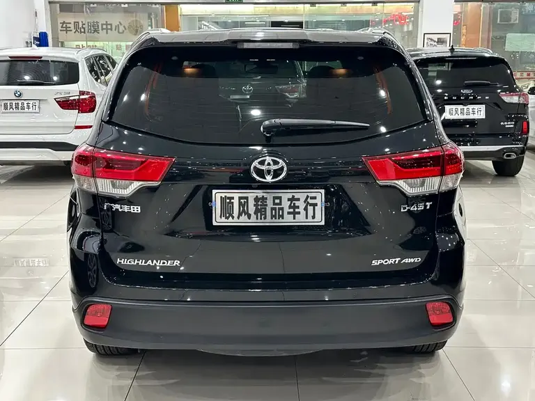 Toyota Highlander 2.0 T 4 WD Distinguished 7-seat CN-VI