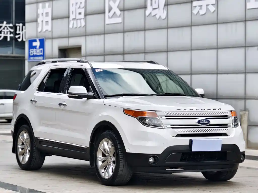 Explorer (Import) 3.5 L Premium