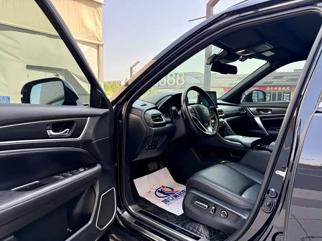 Avancier 冠道 2023款 370 TURBO 四驱幻夜尊享版