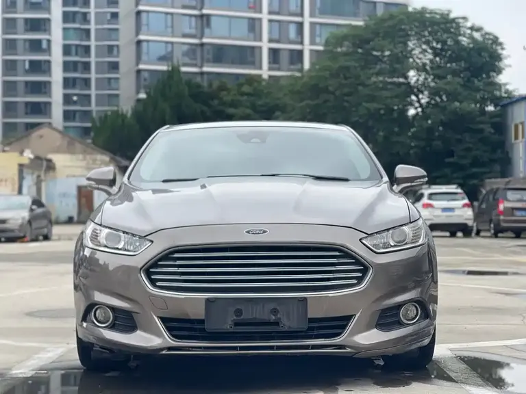 Ford Mondeo 2.0 L GTDi200 Fashion