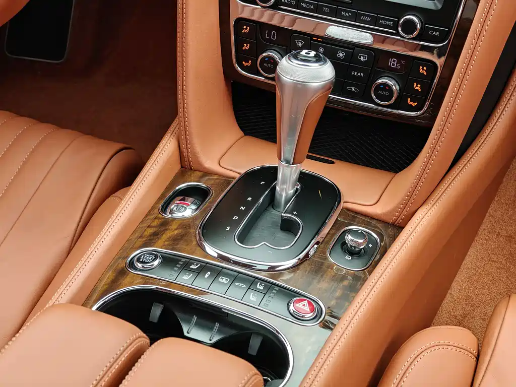 Flying Spur 4.0 T V8 Standard