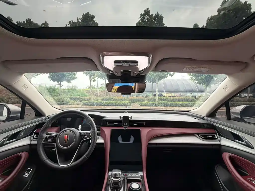 Hongqi H5 2.0 T Auto Flagship Smooth