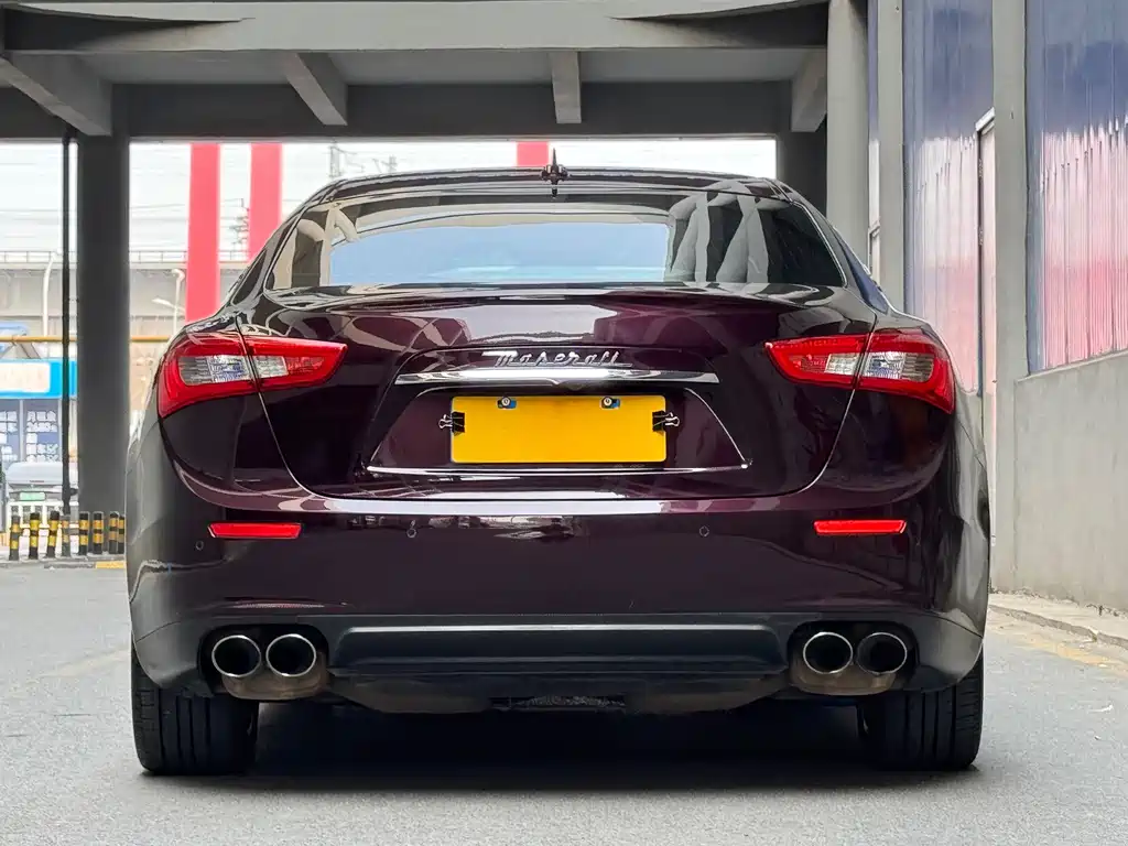 Ghibli 3.0 T Standard