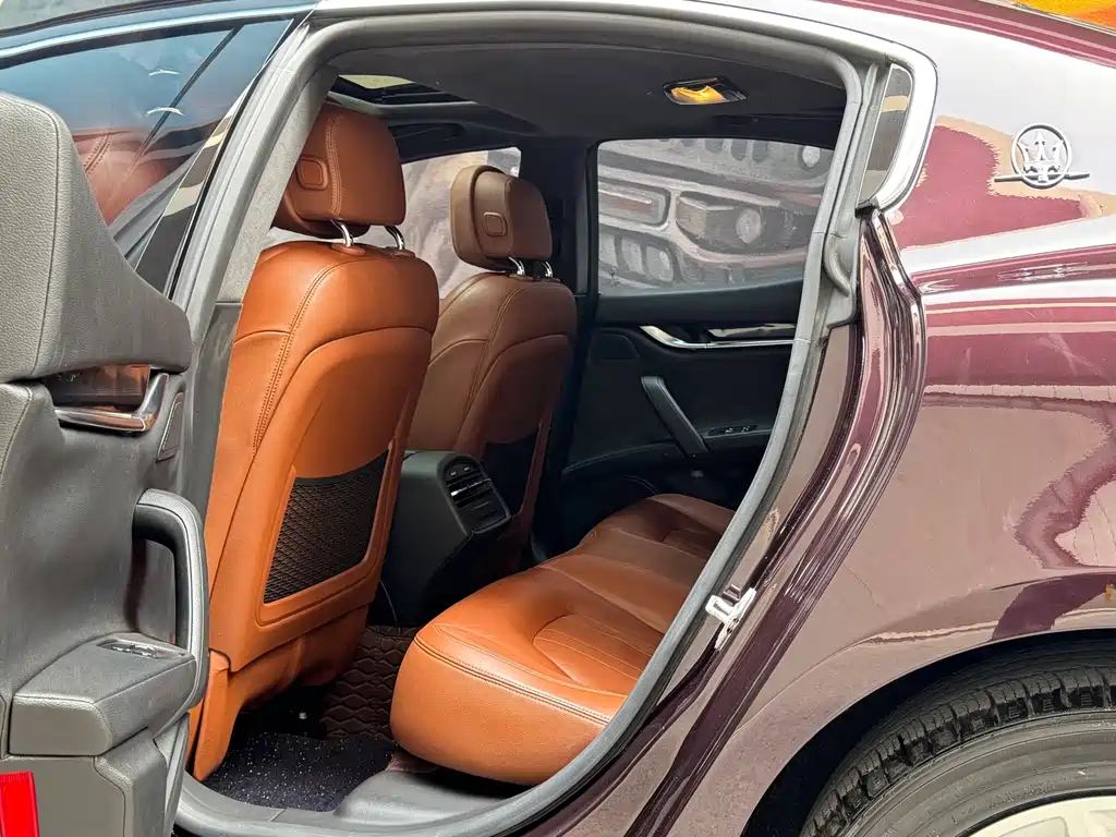 Ghibli 3.0 T Standard