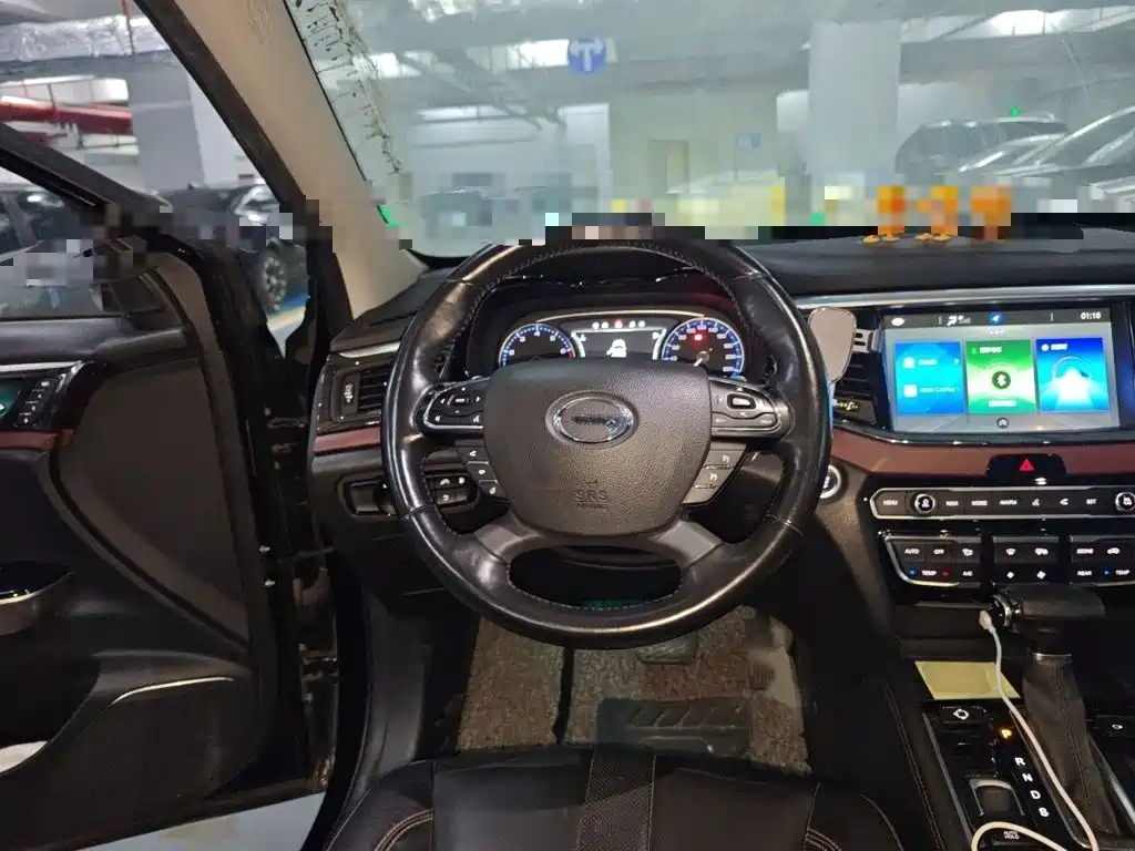 GAC Trumpchi GS8 320 T 2 WD Luxury Connected (7-seat)