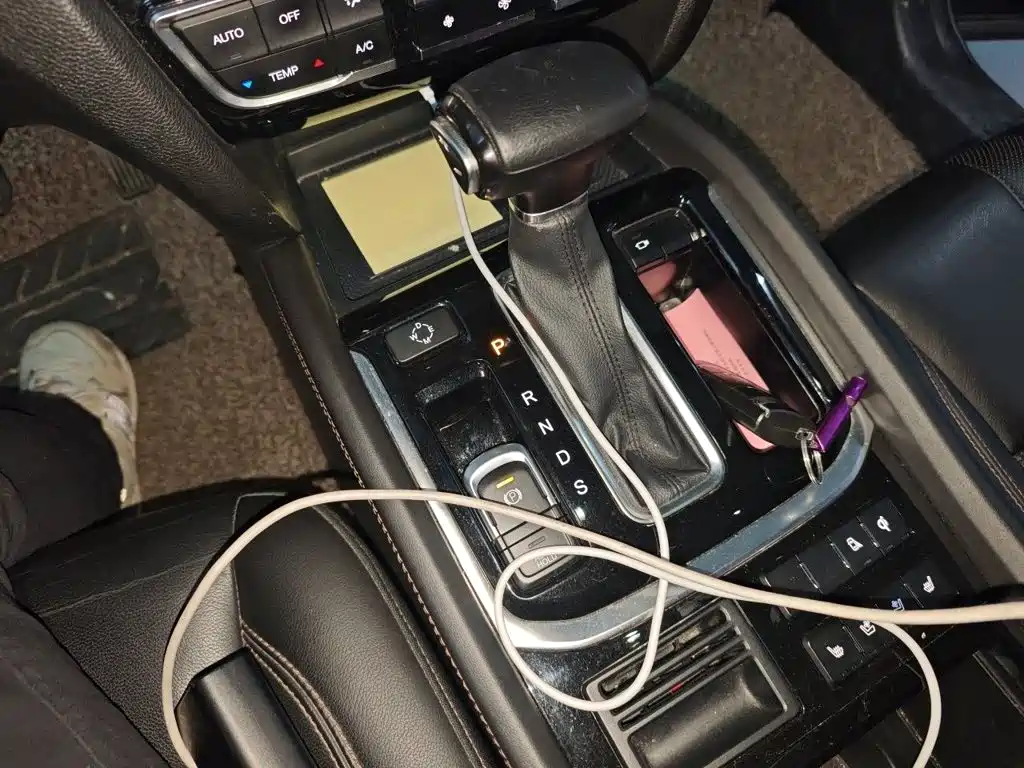 GAC Trumpchi GS8 320 T 2 WD Luxury Connected (7-seat)