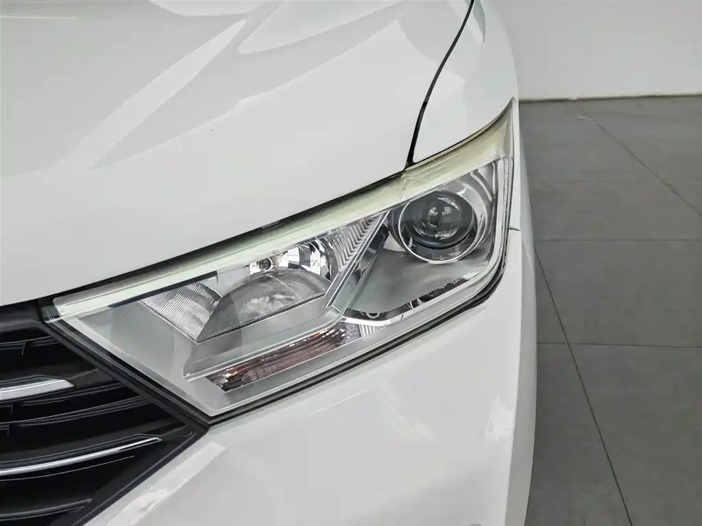 Wuling Hongguang 1.5 L S Standard L2 B
