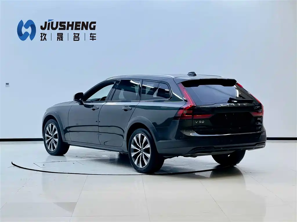 Volvo V90 Cross Country B5 AWD Smart Vision