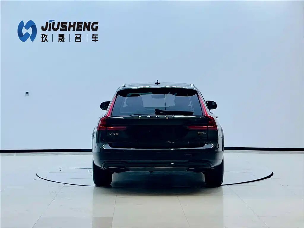 Volvo V90 Cross Country B5 AWD Smart Vision