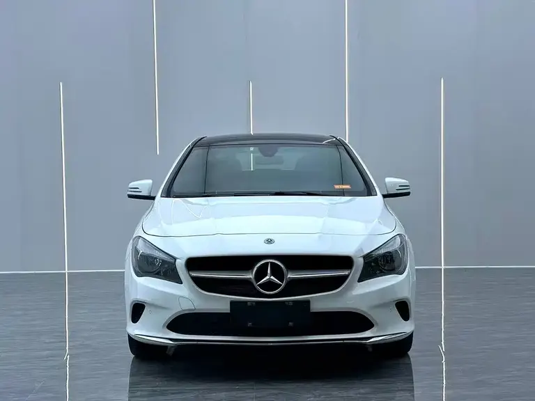 Mercedes-Benz CLA (Import) CLA 200 Dynamic